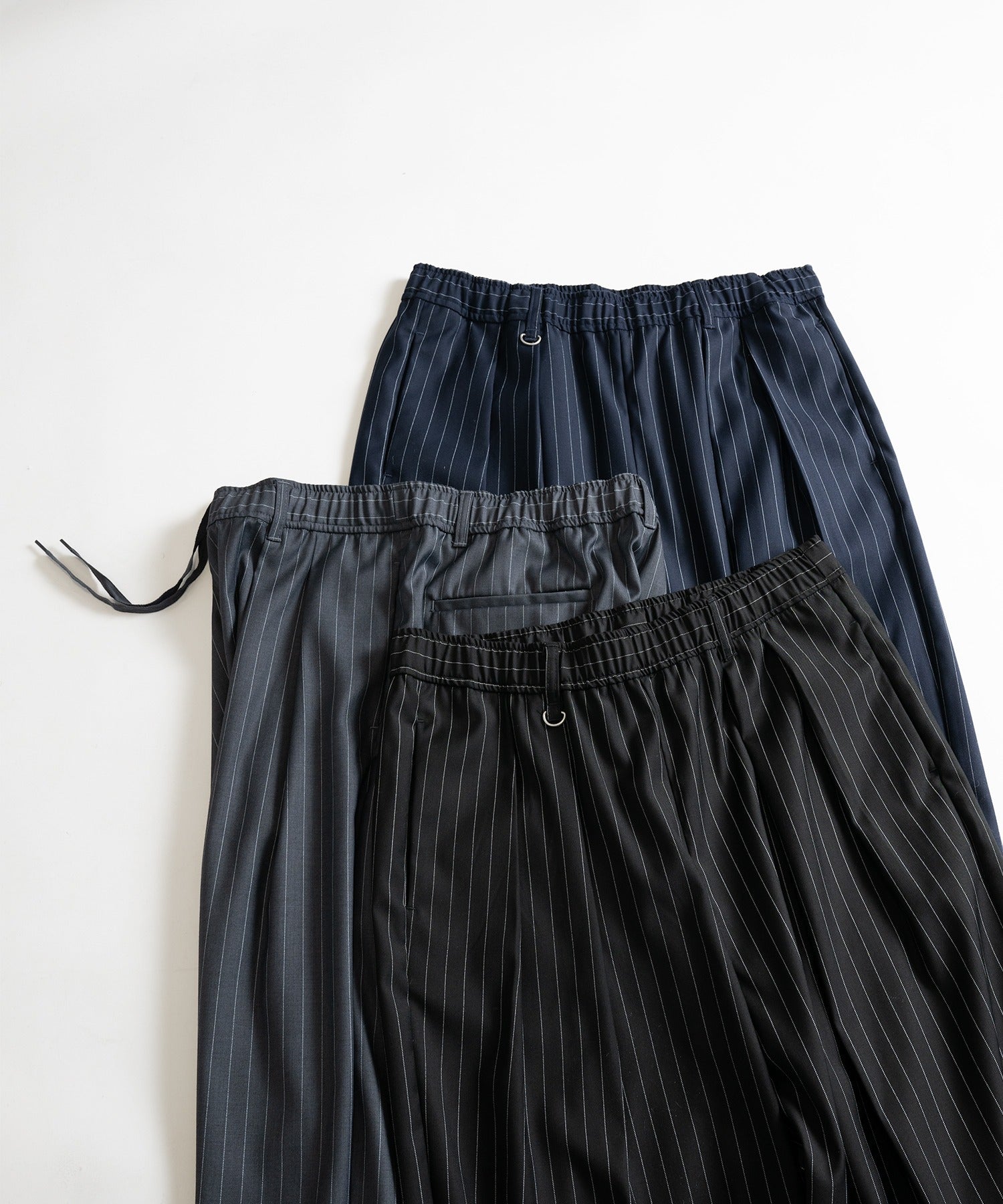 WETTEMPT
2 TUCK EASY STRIPE SLACKS