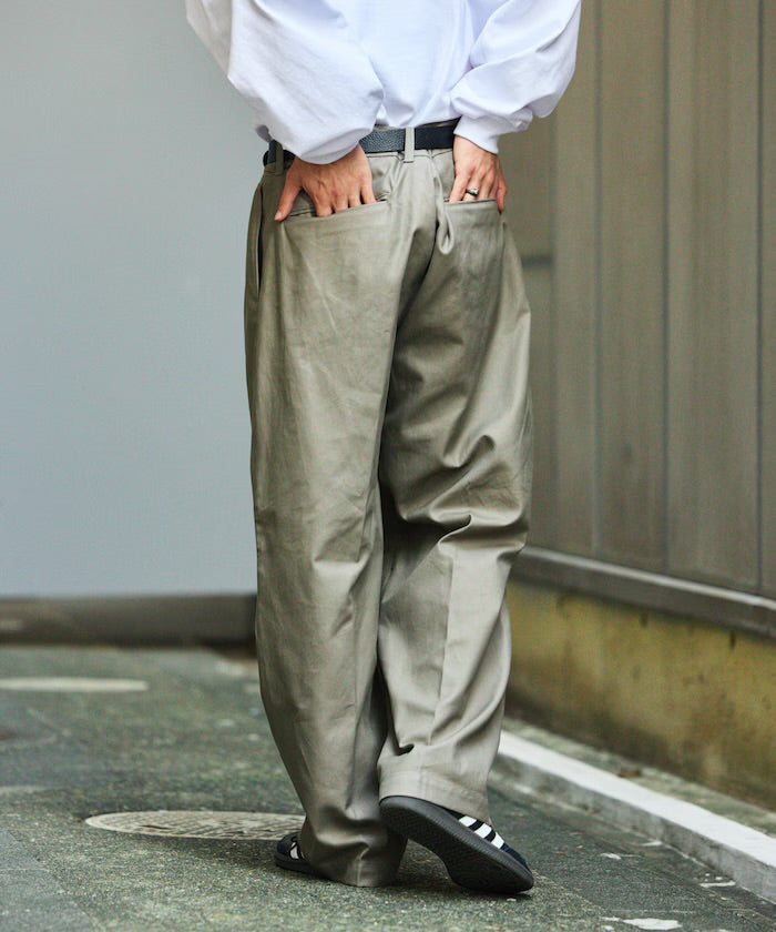 FREAK'S STORE
2-pleat wide straight Slacks