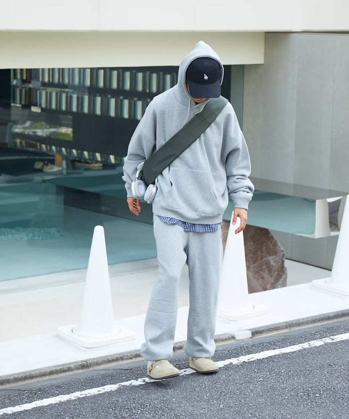 FREAK'S STORE
Wide strap Shoulder bag