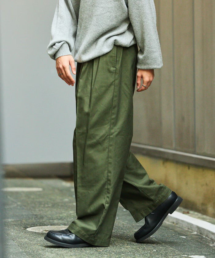 FREAK'S STORE
2-pleat wide straight Slacks