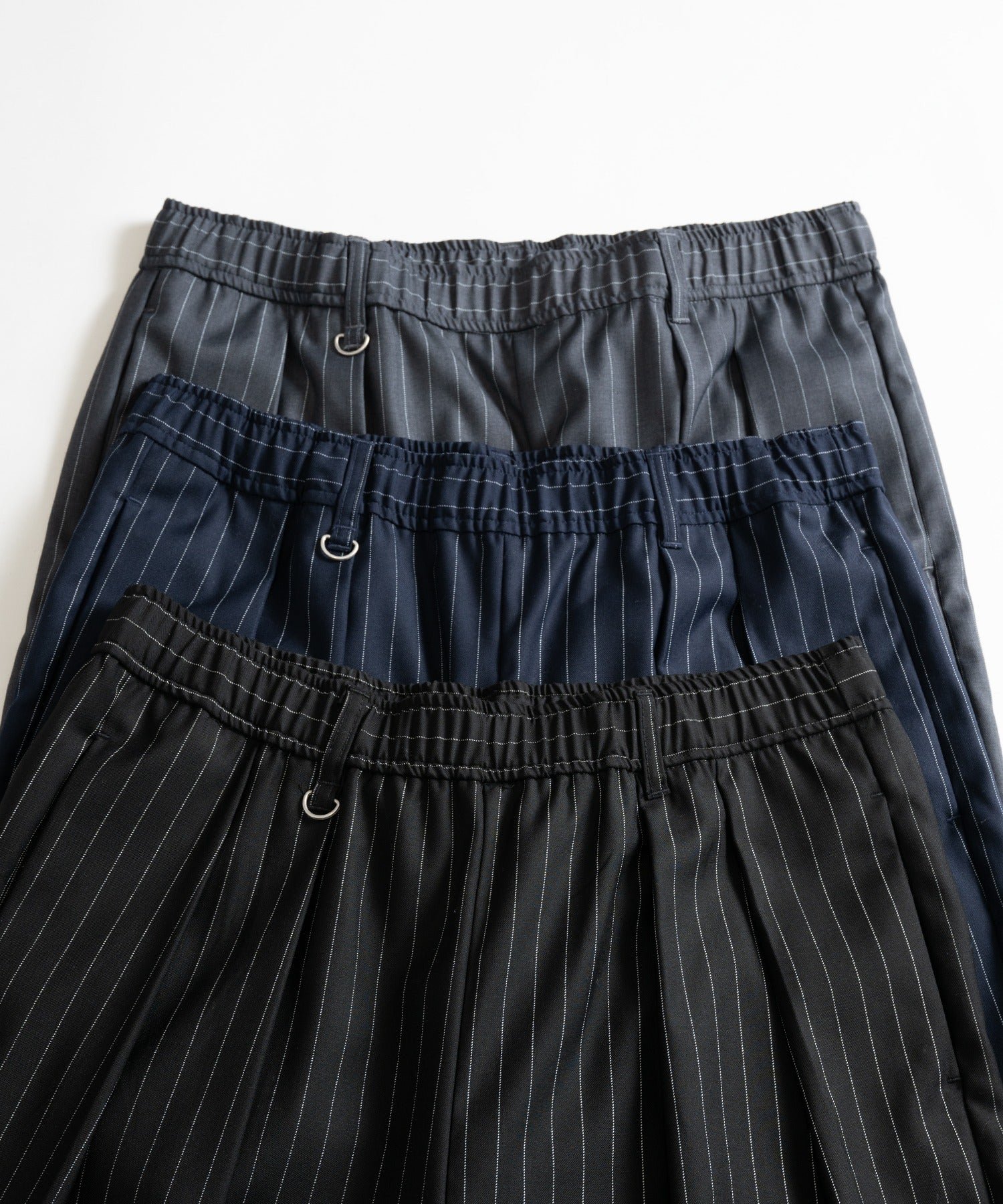 WETTEMPT
2 TUCK EASY STRIPE SLACKS