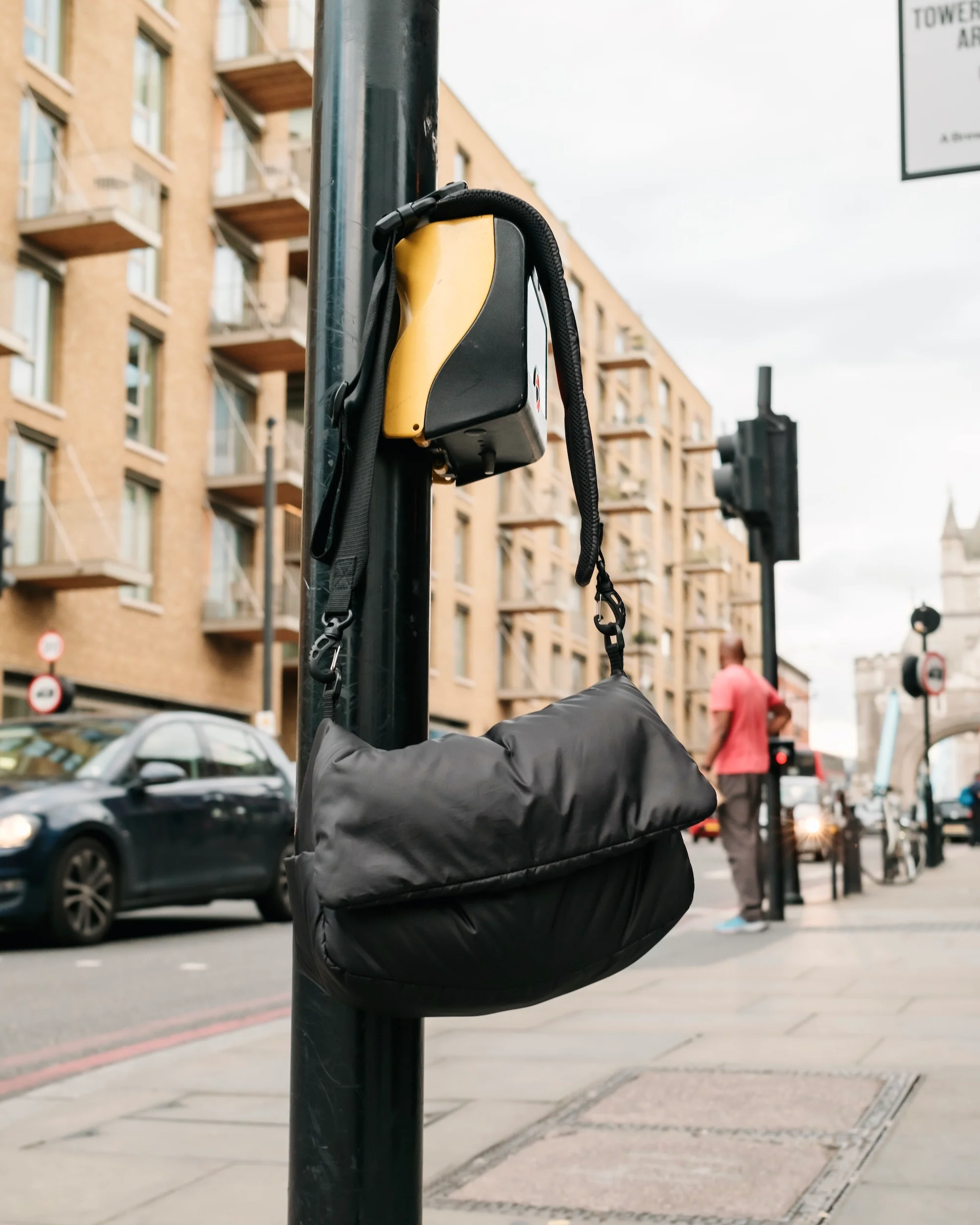 CLESSTE / PADDED FLAP HOLIDAY BAG