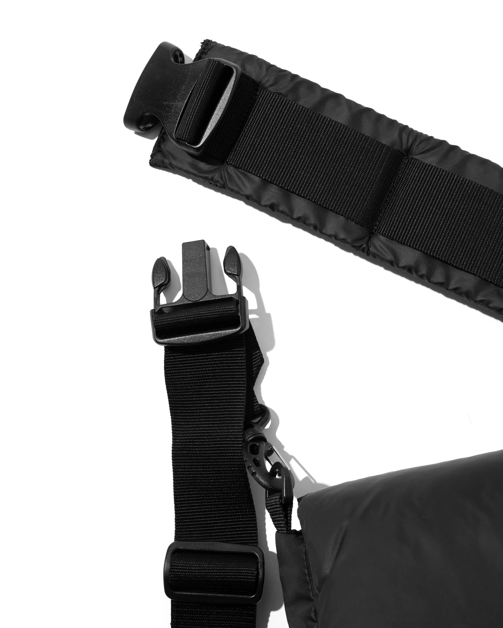 CLESSTE / PADDED FLAP HOLIDAY BAG