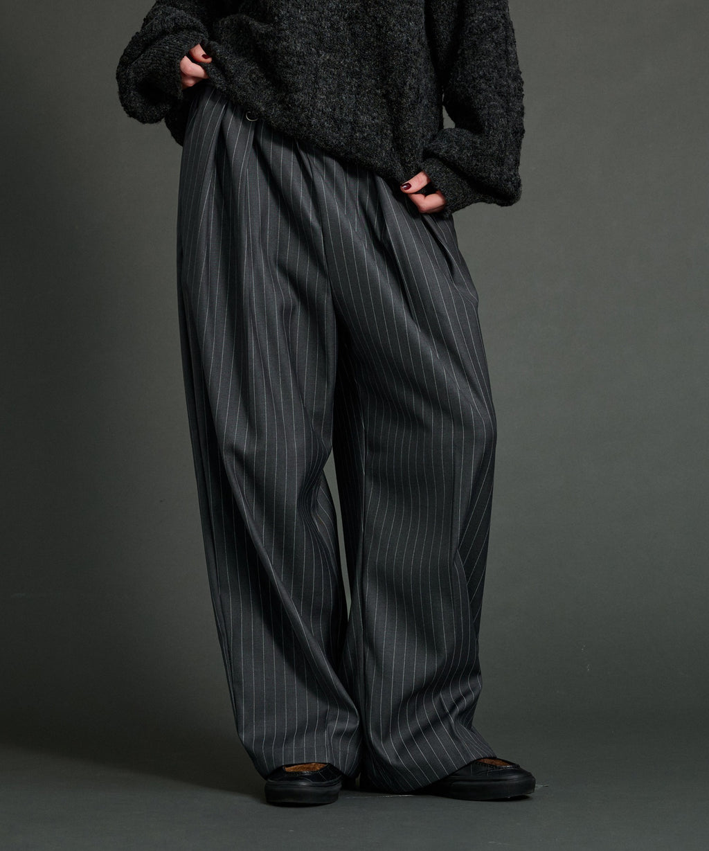 WETTEMPT
2 TUCK EASY STRIPE SLACKS
