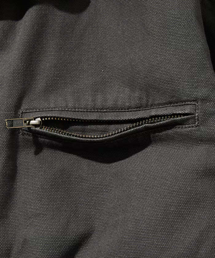 FREAK‘S STORE
Oversized Corduroy Duck Blouson (Limited products)