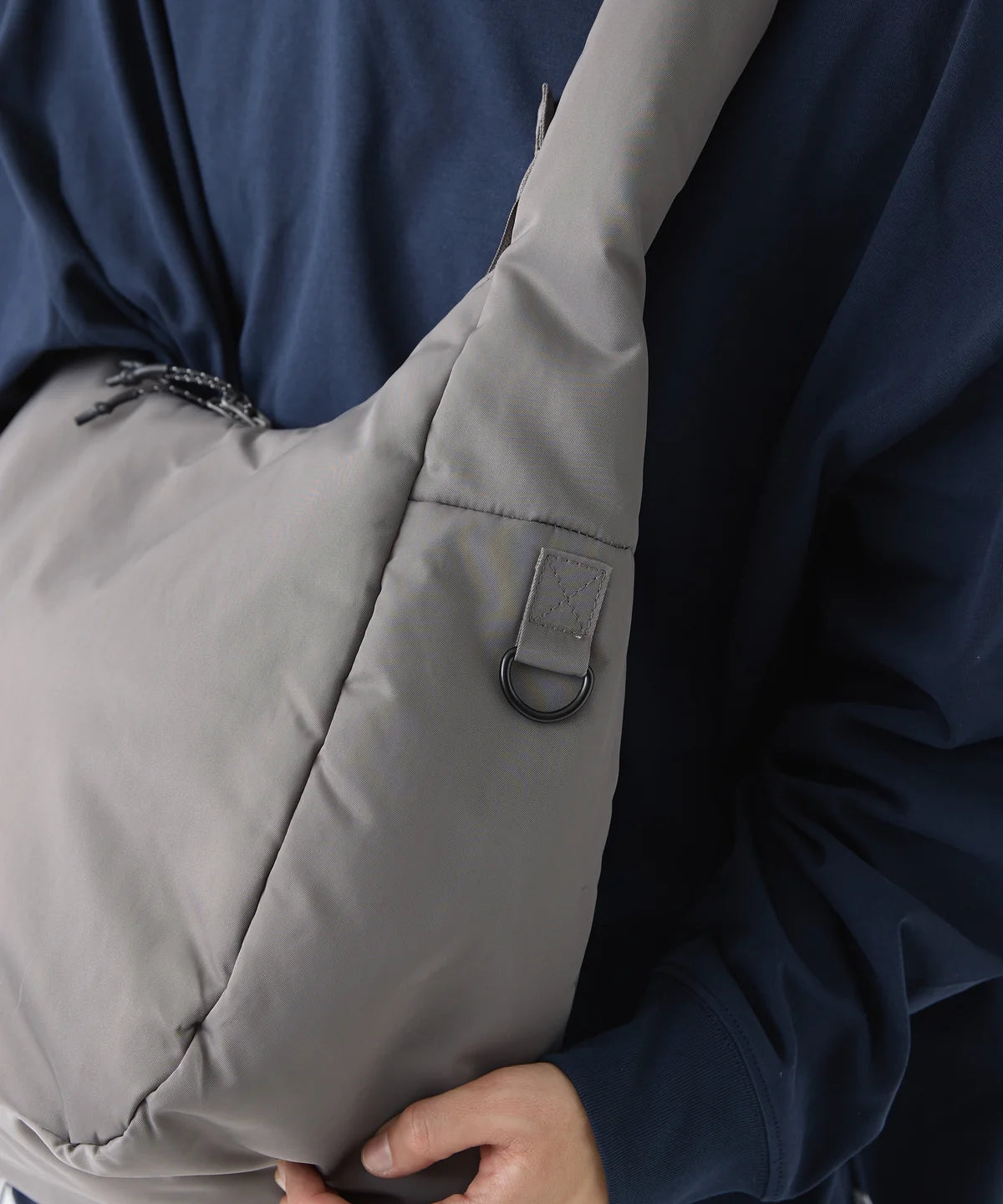 Meltum SOFT SHELL MESSENGER BAG