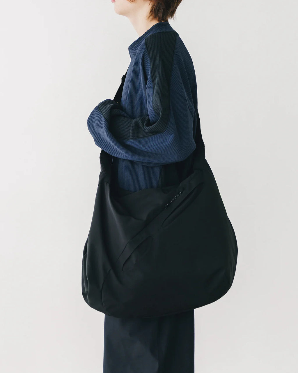 預訂 CLESSTE
SOFT SHELL FUTURE BAG LARGE