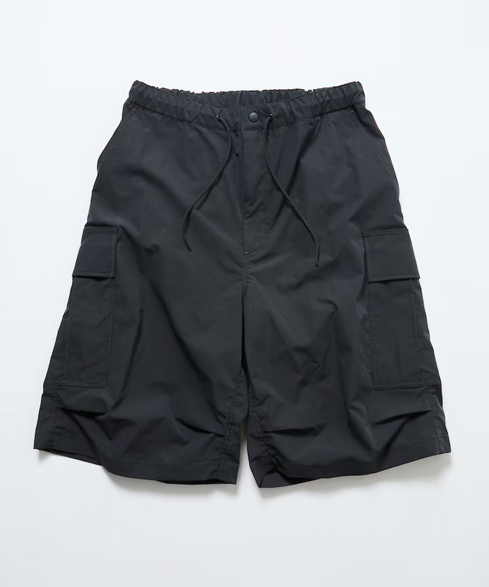 FREAK'S STORE
Quick Dry Fabric Wide-fit Poly Rip-cloth Short Cargo Pants