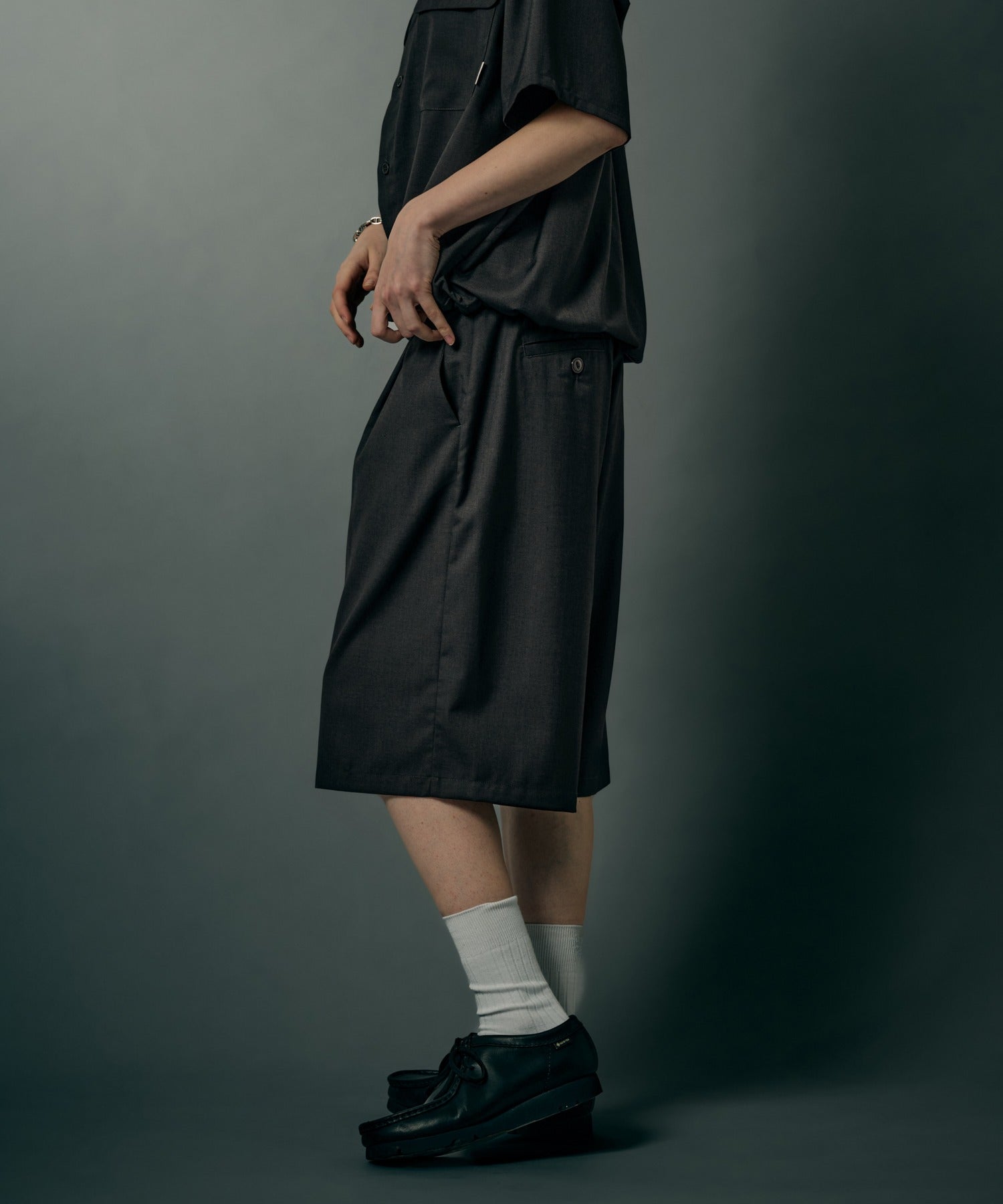WETTEMPT
FUNCTIONAL 1 TUCK HALF SLACKS