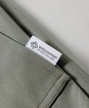 將圖片載入圖庫檢視器 預訂Plus Phenix
GORE-TEX WINDSTOPPER CARGO PANTS
