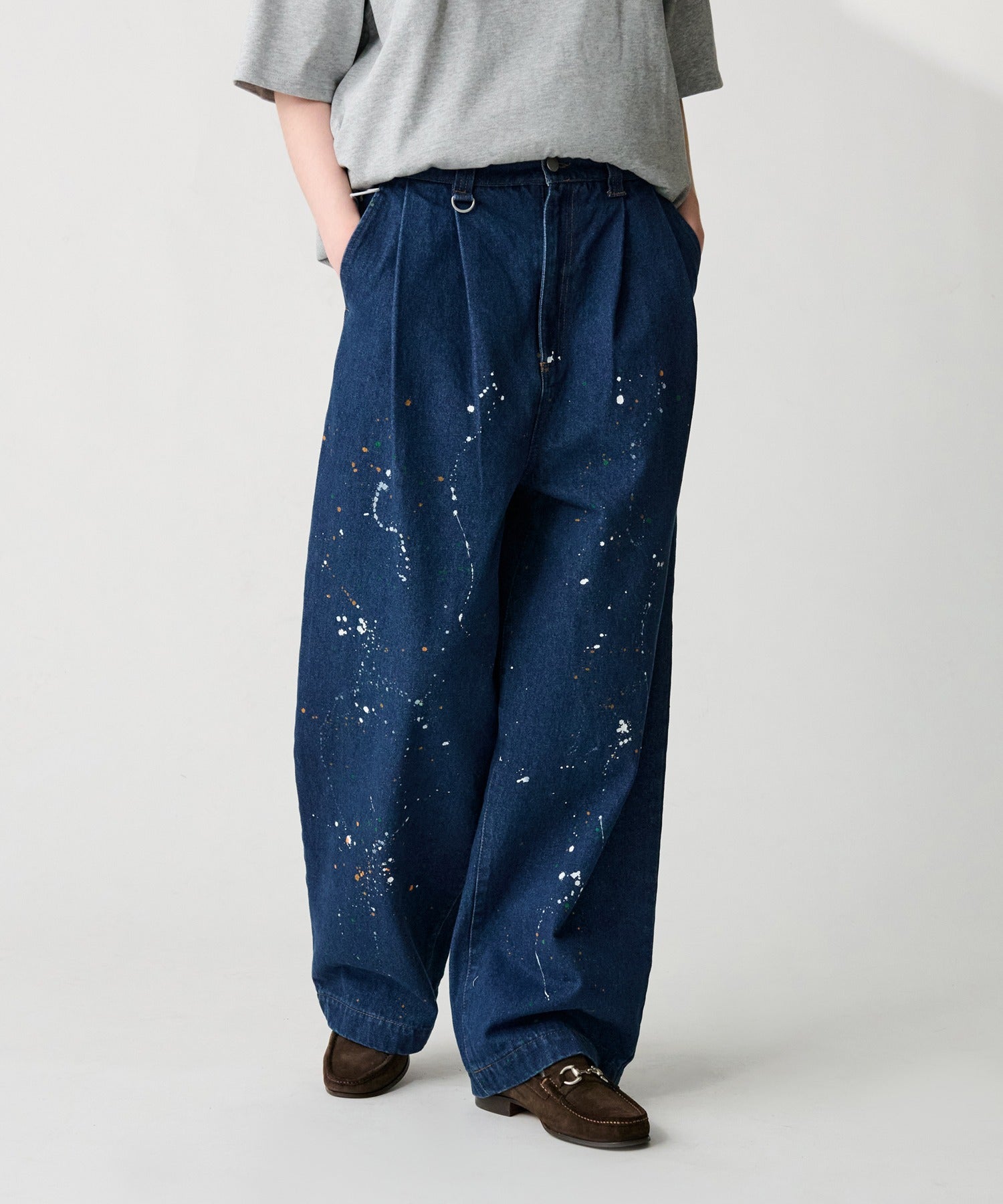 WETTEMPT
2TUCK PAINT DENIM PANTS