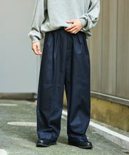 將圖片載入圖庫檢視器 FREAK&#39;S STORE
2-pleat wide straight Slacks
