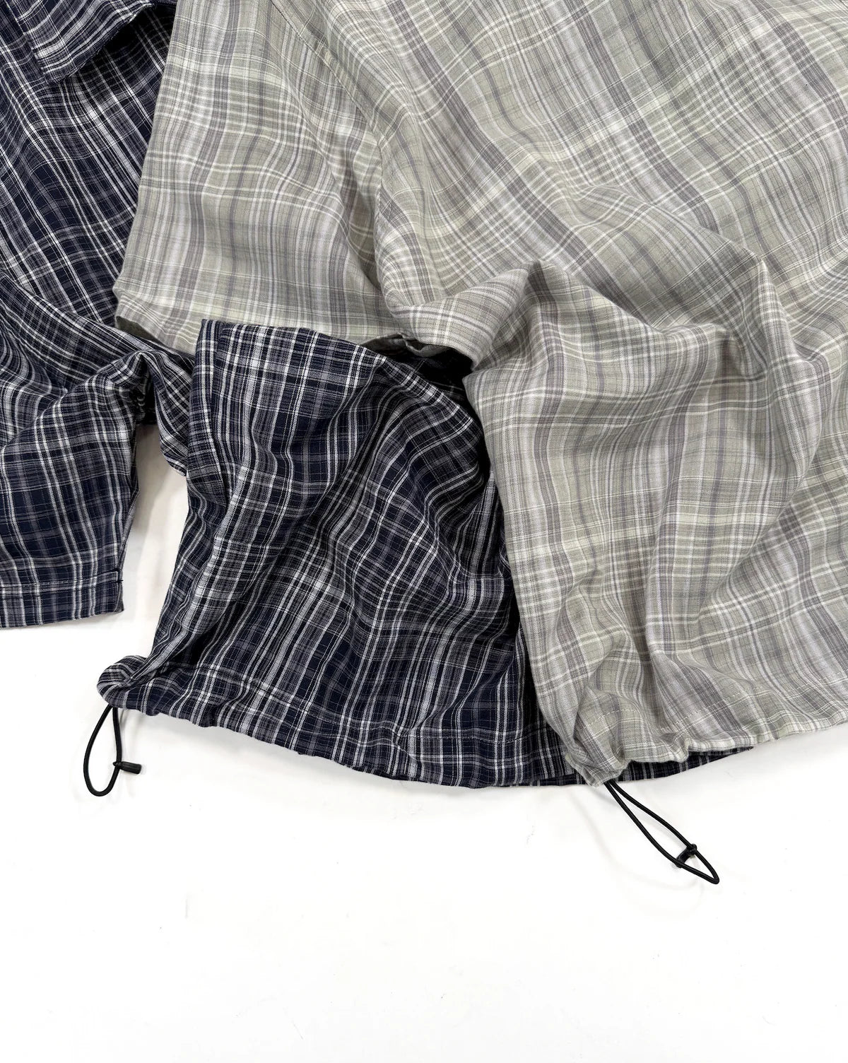 BONBON BLUETOWN TOKOY 
Half Zip Check Shirt