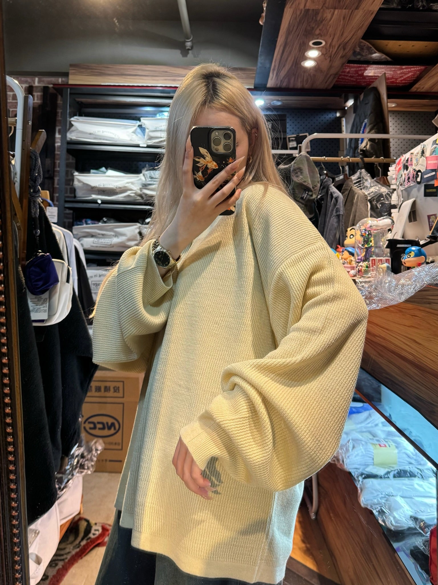 FREAK‘S STORE
Big silhouette deep henley neck Knit