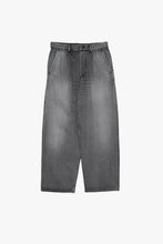 將圖片載入圖庫檢視器 Graphpaper
Selvage Denim Two Tuck Pants -LIGHT FADE-
