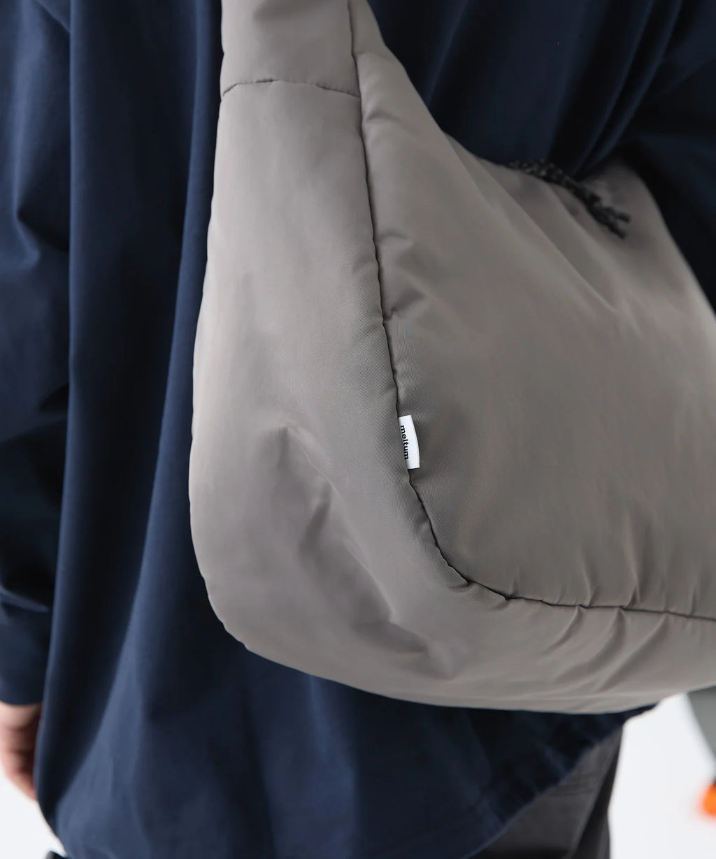 Meltum SOFT SHELL MESSENGER BAG
