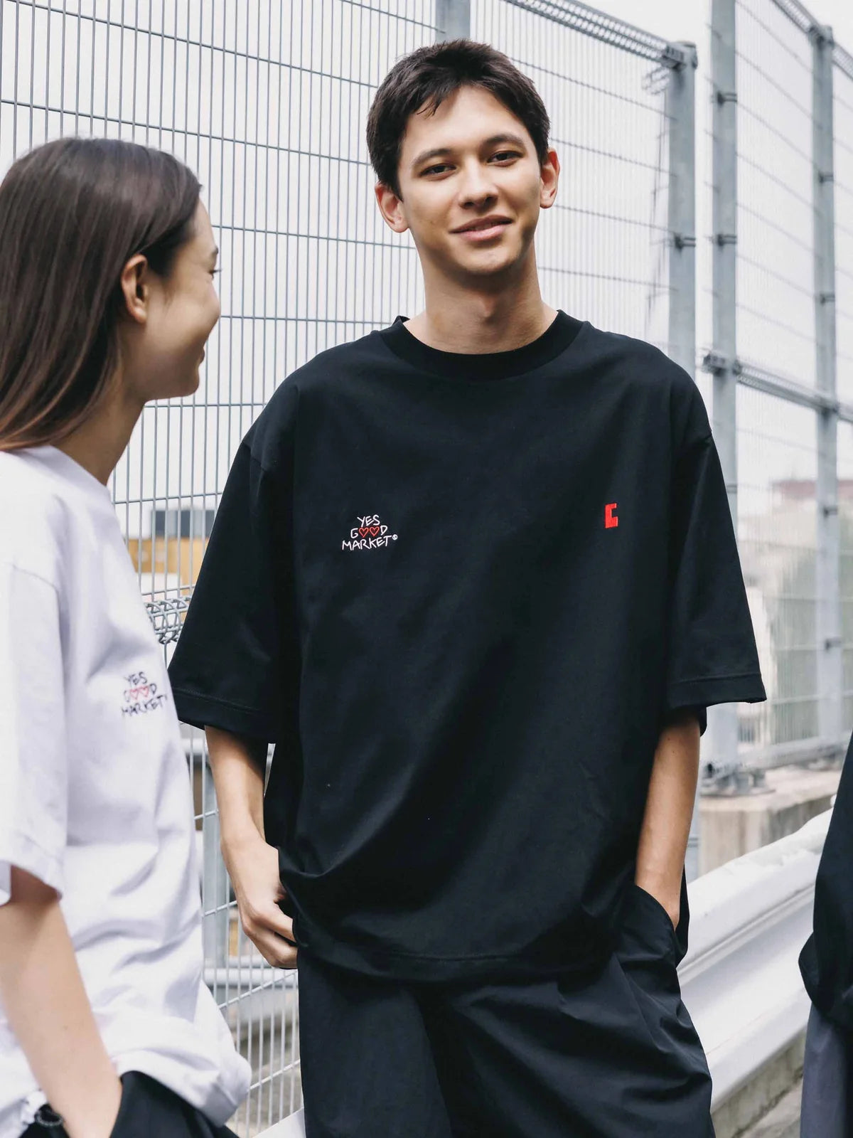 CLESSTE
【LIMITED】 “YES G♡♡D MARKET" S/S T-SHIRT WITH DRAWSTRINGS (BLACK)
