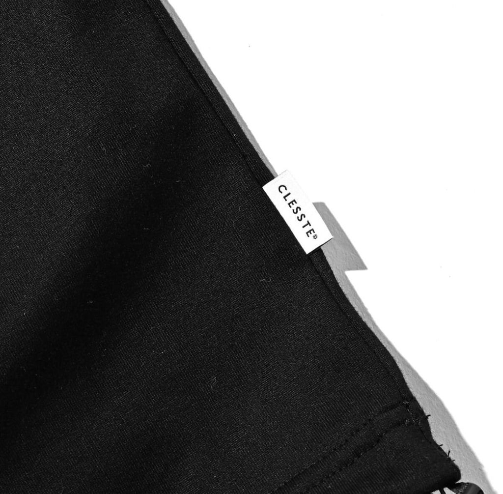 CLESSTE
LOGO PRINT MASSIVE T-SHIRT WITH DRAWSTRINGS B