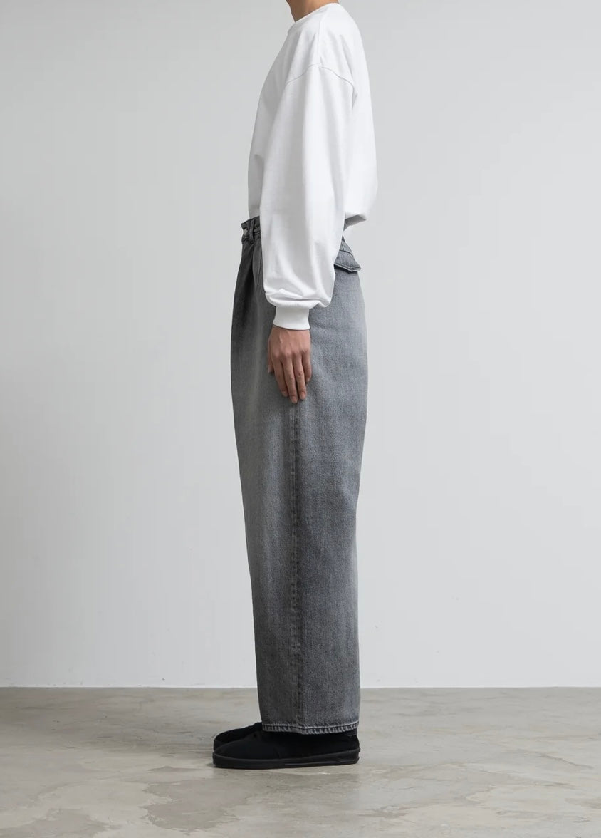 Graphpaper
Selvage Denim Two Tuck Pants -LIGHT FADE-