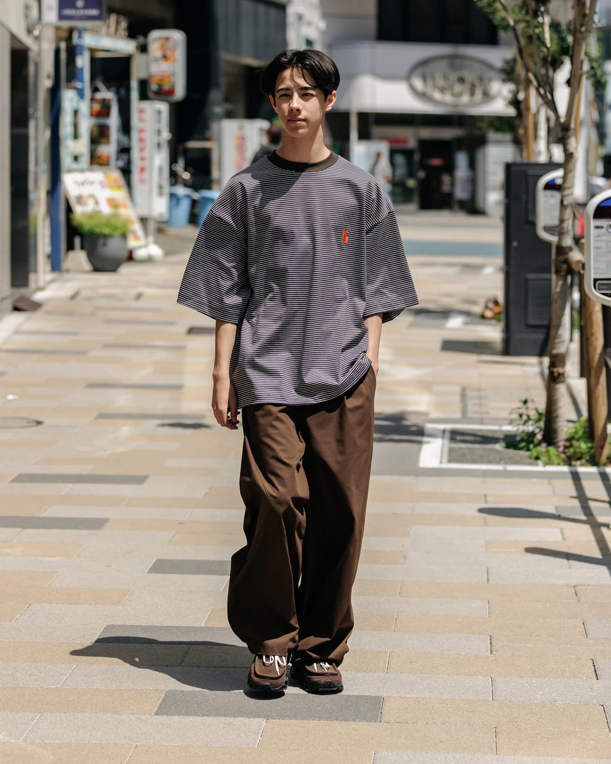 CLESSTE
”C“STRIPED MASSIVE T-SHIRT WITH DRAWSTRINGS