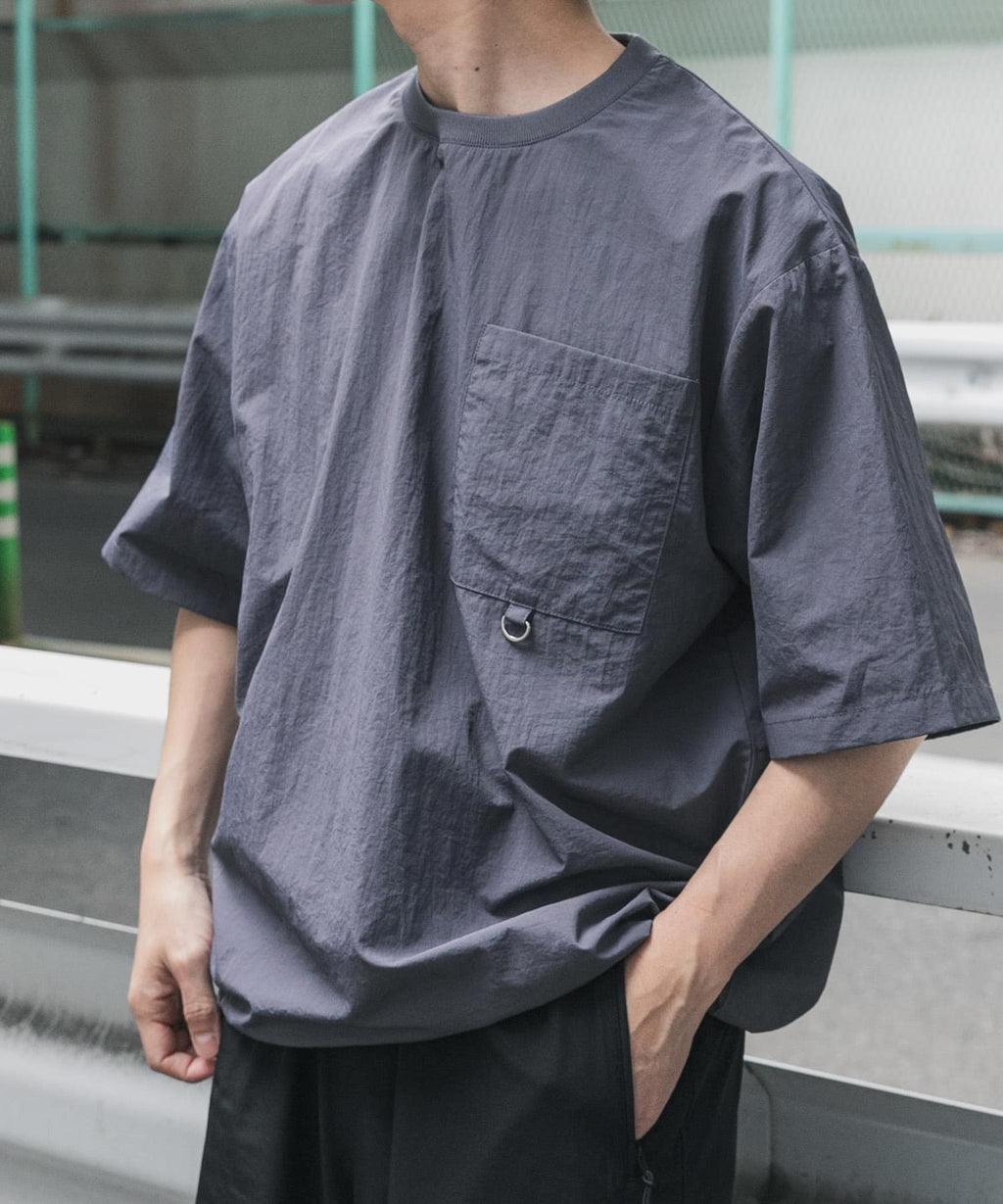 Urban Research Items Contact cold feeling/water repellent/easy care/UV cut" Taslan nylon crew neck drost T-shirt