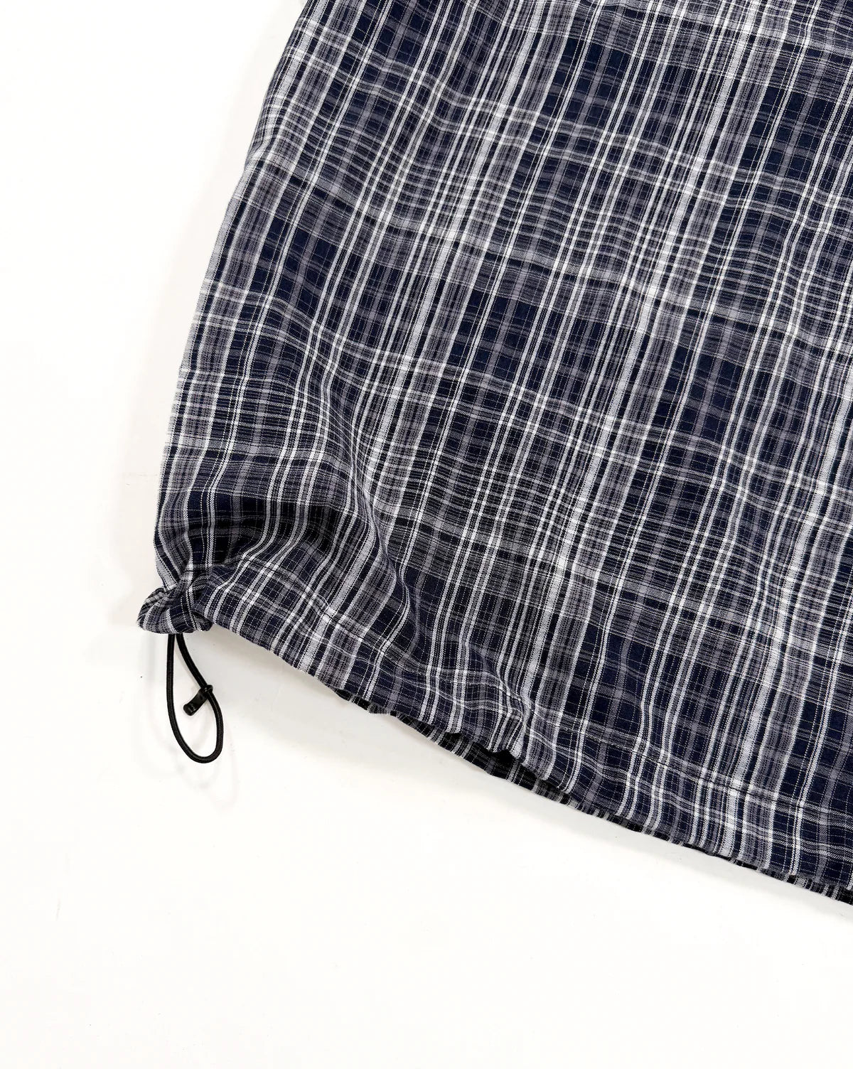 BONBON BLUETOWN TOKOY 
Half Zip Check Shirt