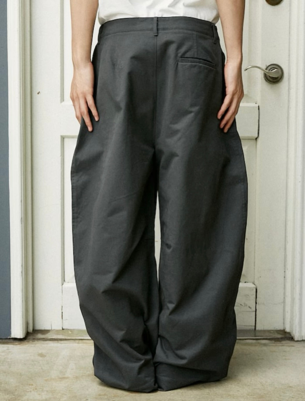 PUBLUX
Over Wide Curve Pants[Limited products]