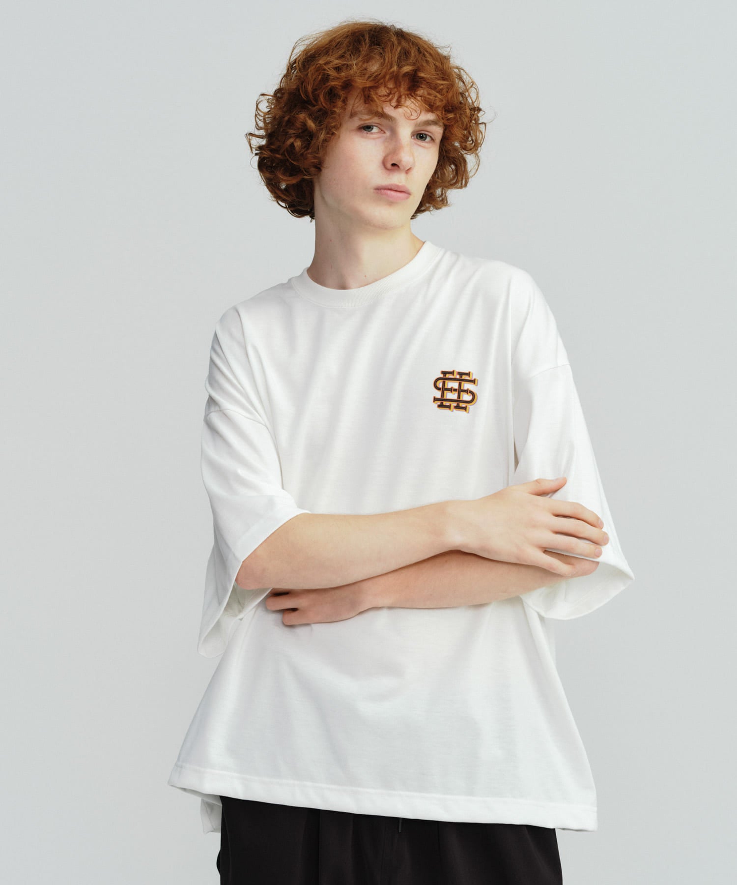 SEE SEE　SUPER BIG COLOR LOGO　TEE