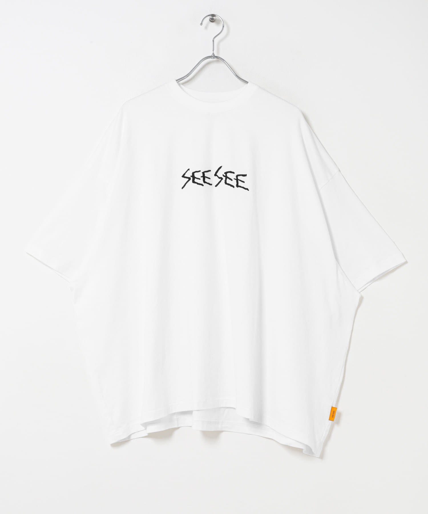 SEE SEE　SUPER BIG CALLIGRAPHY TEE