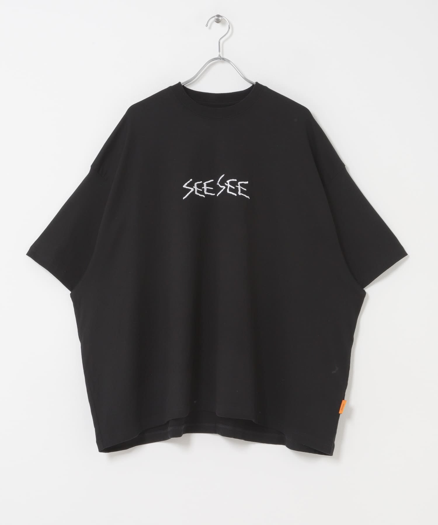 SEE SEE　SUPER BIG CALLIGRAPHY TEE