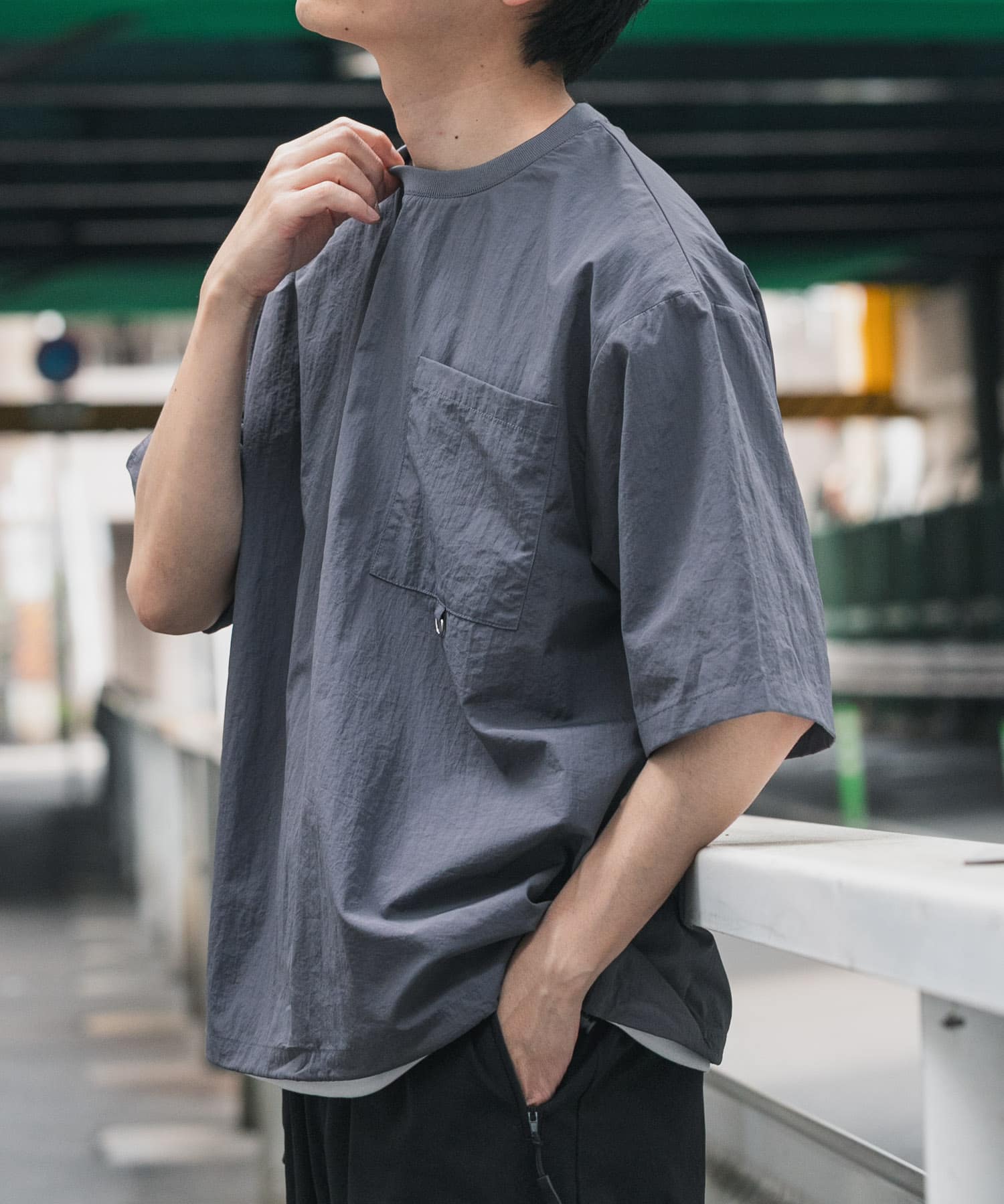 Urban Research Items Contact cold feeling/water repellent/easy care/UV cut" Taslan nylon crew neck drost T-shirt