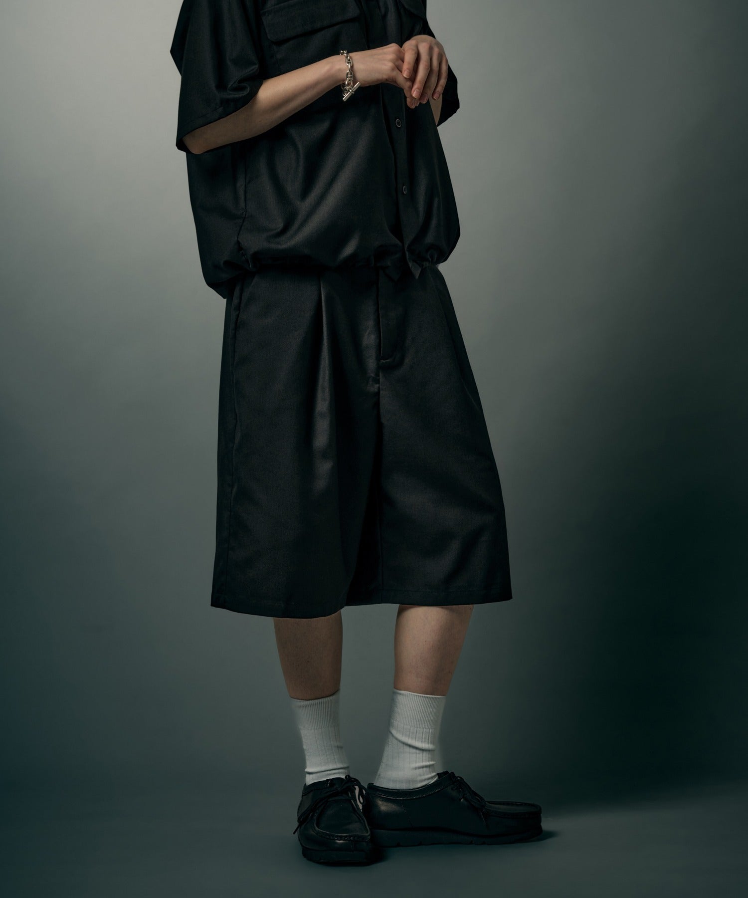 WETTEMPT
FUNCTIONAL 1 TUCK HALF SLACKS