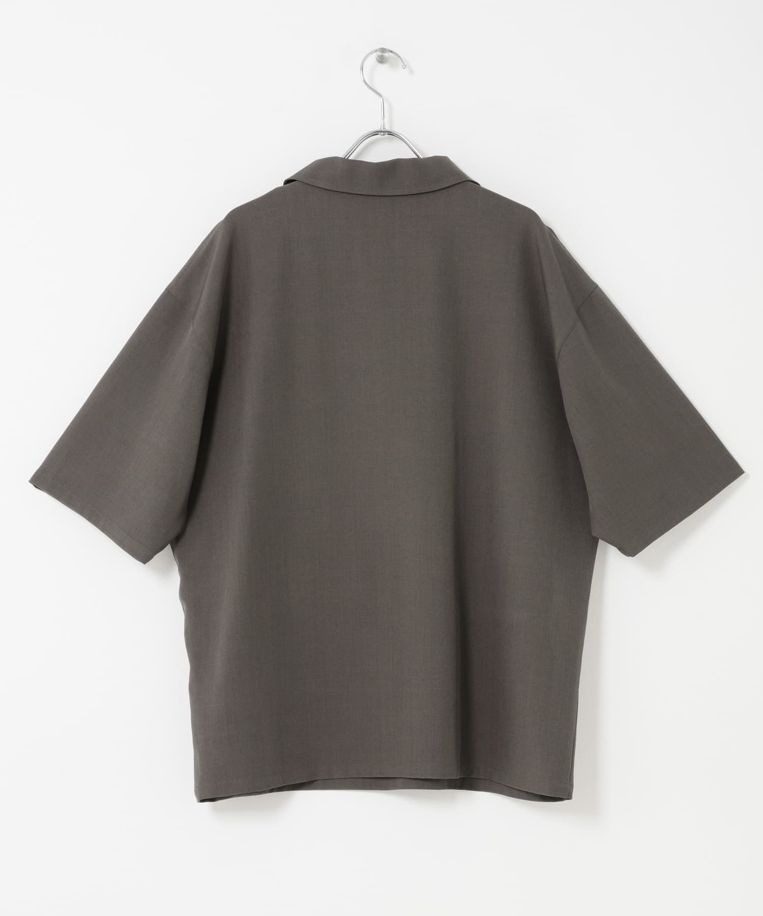 Urban Research SENSE OF PLACE
High Twist Pullover Short Sleeve Shirt