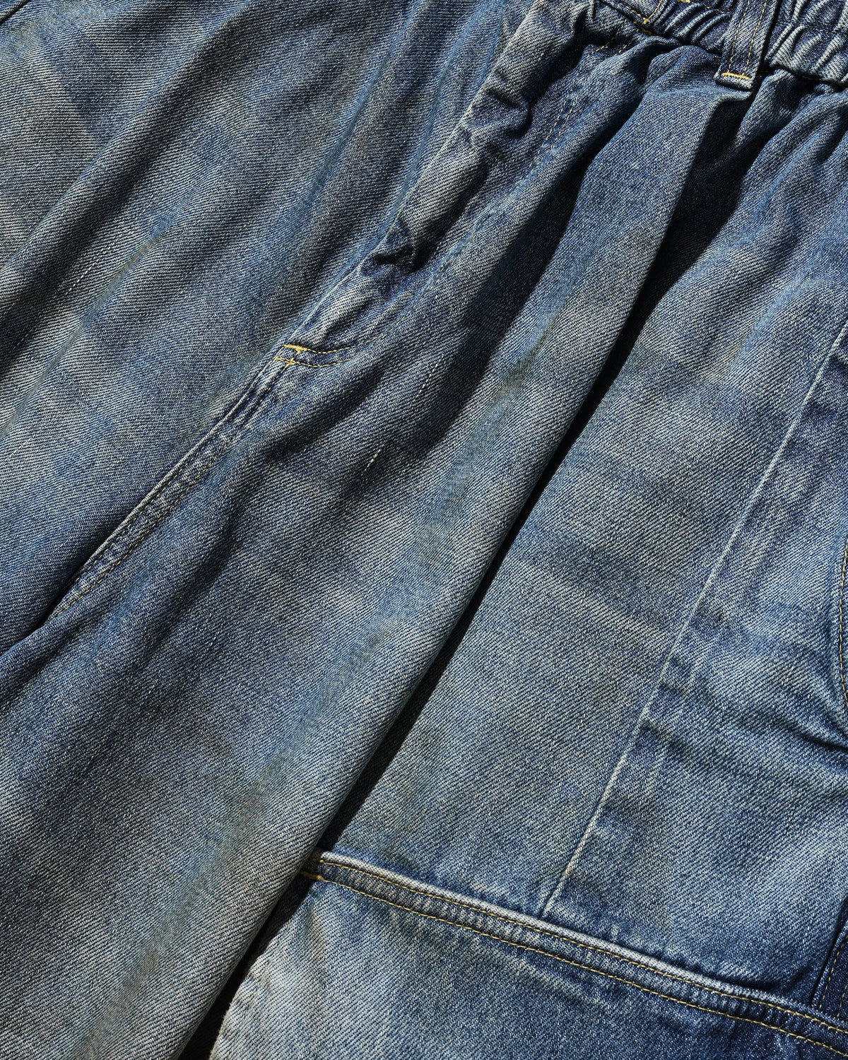CLESSTE
VINTAGE DYED SELVEDGE DENIM CITY MEGA POCKET BALLOON CARGO PANTS