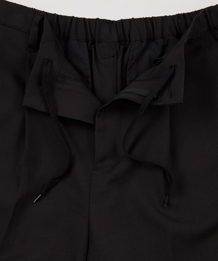 FREAK'S STORE
1 Tuck Buggy Silhouette Slacks Shorts