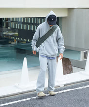 將圖片載入圖庫檢視器 預訂 FREAK&#39;S STORE
Wide strap Shoulder bag
