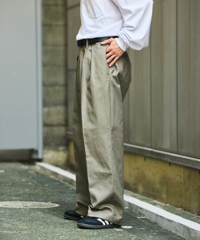 FREAK'S STORE
2-pleat wide straight Slacks