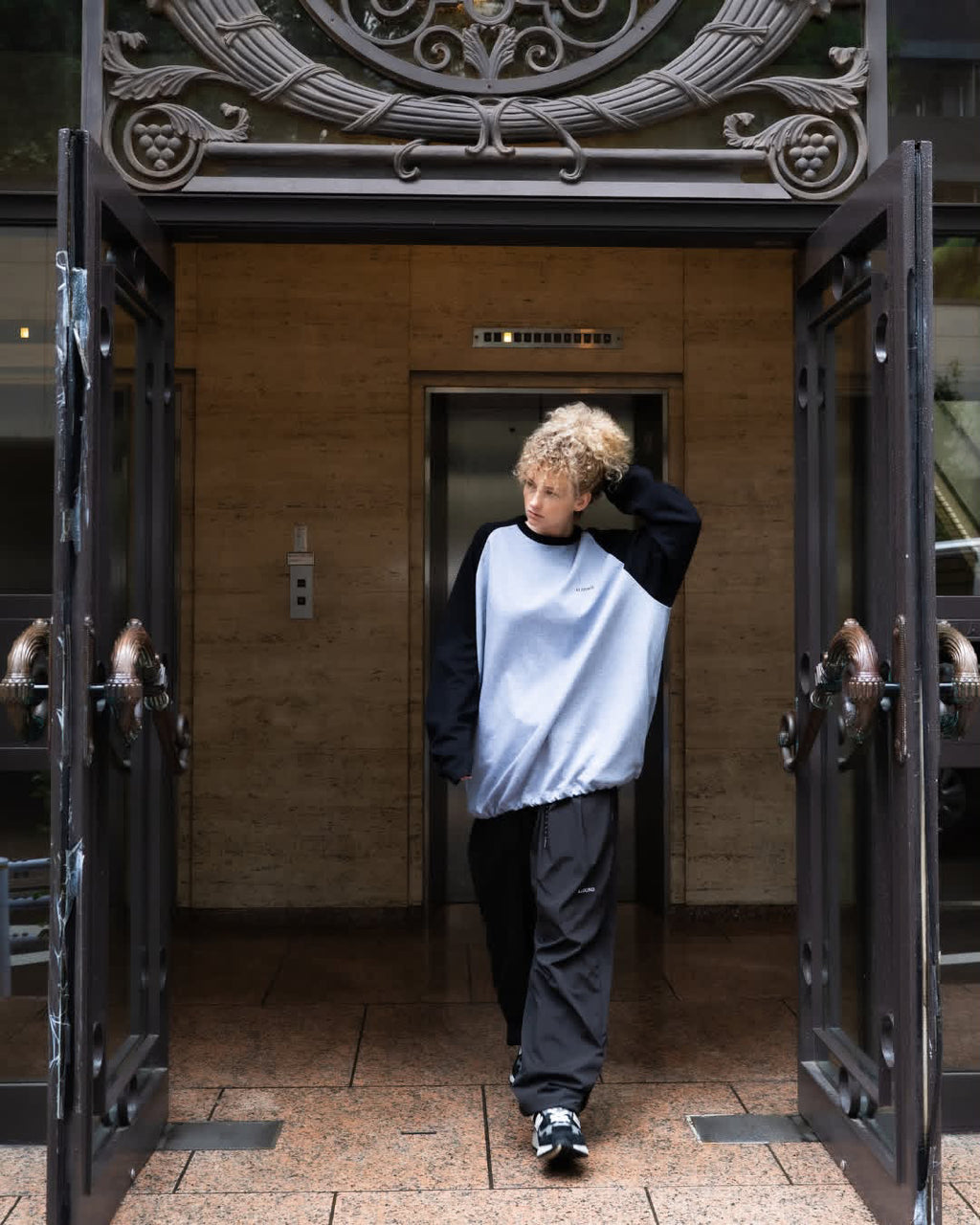 ALOUND 26AW 5th DELIVERY
DRAWSTRING RAGLAN L/S Tee