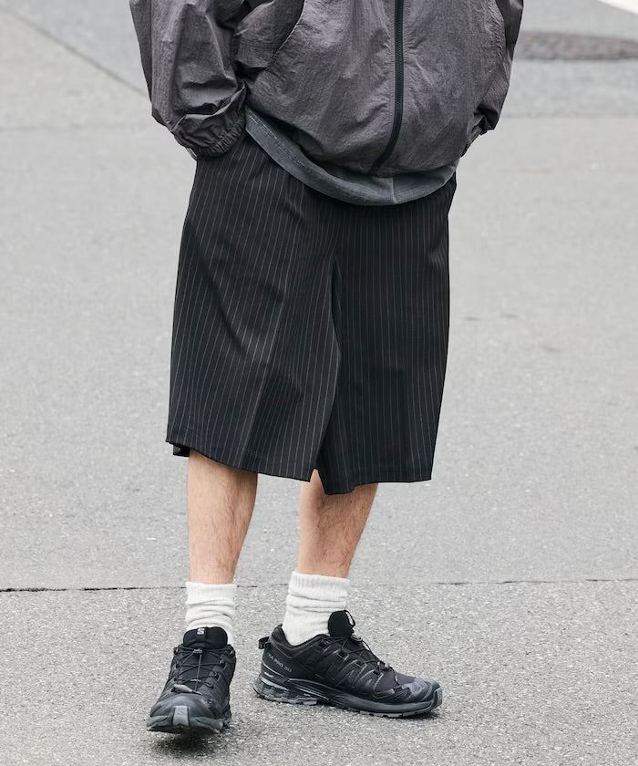 FREAK'S STORE
1 Tuck Buggy Silhouette Slacks Shorts