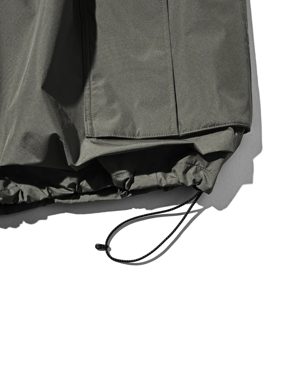 CLESSTE
+PHENIX WINDSTOPPER® BY GORE-TEX LABS CITY MEGA POCKET BALLOON CARGO HALF PANTS