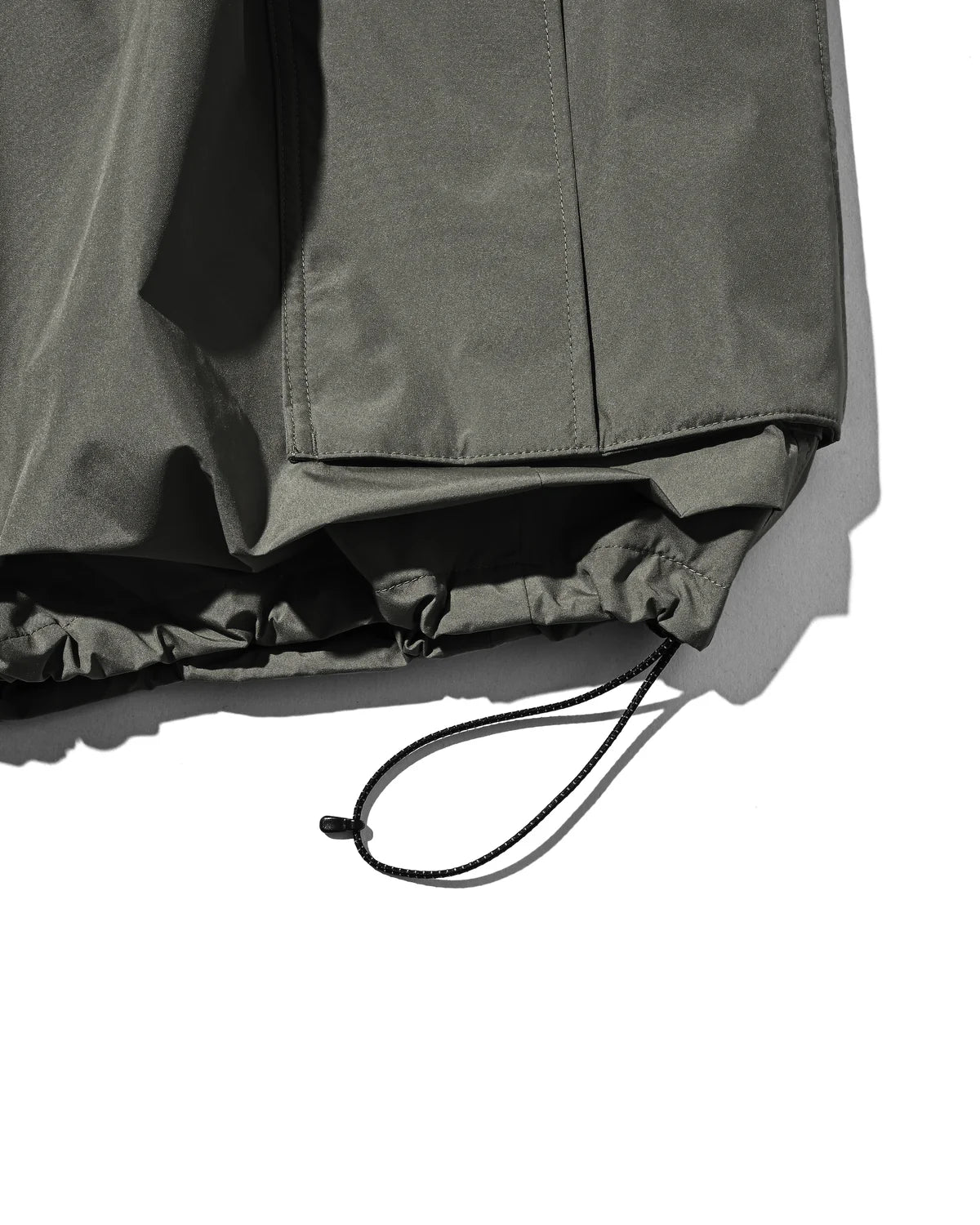 CLESSTE
+PHENIX WINDSTOPPER® BY GORE-TEX LABS CITY MEGA POCKET BALLOON CARGO HALF PANTS