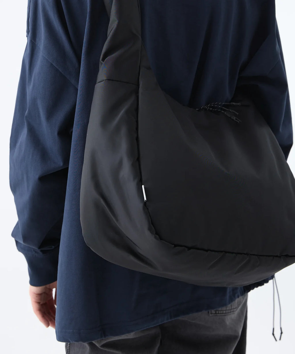 Meltum SOFT SHELL MESSENGER BAG