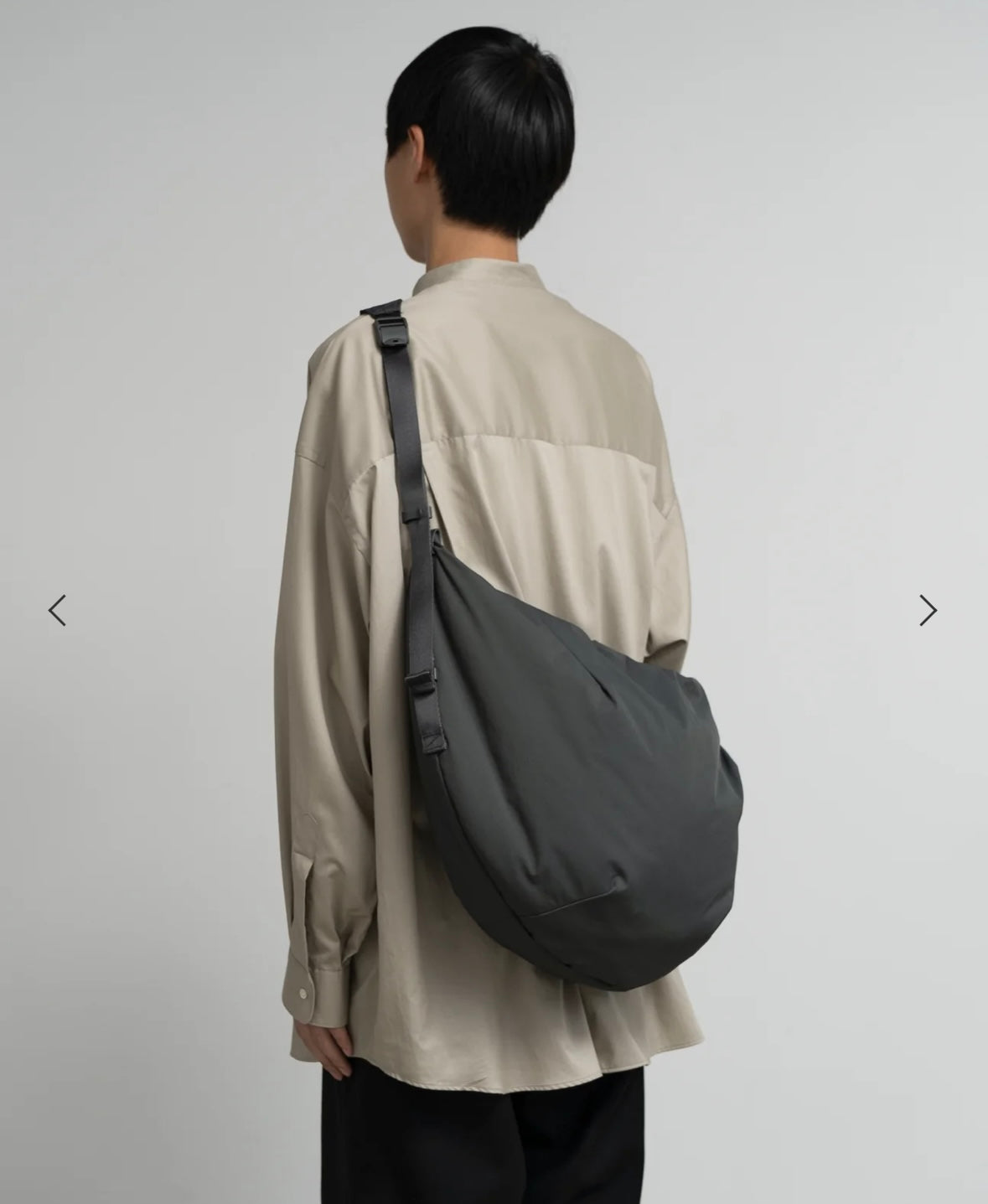 新款預訂 GraphpaperBlankof for GP Large Crescent Bag