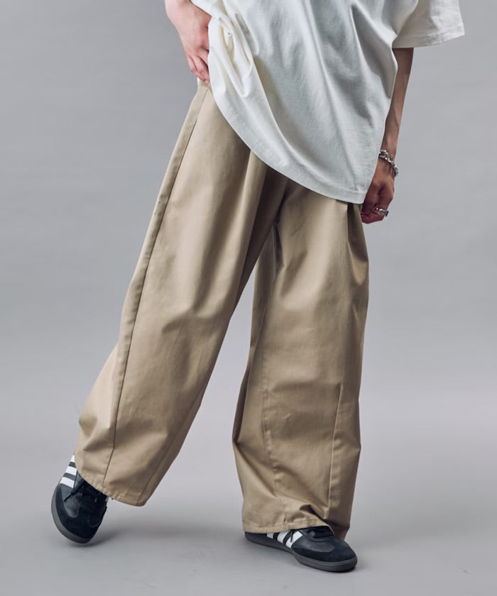 PUBLUX
Tucked twill Pants