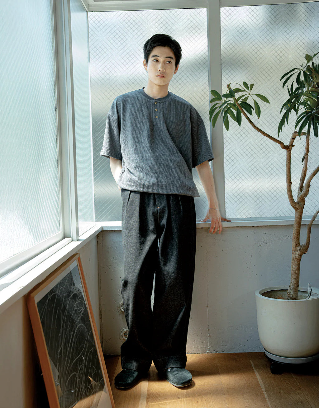 BONBON BLUETOWNTOKYO Sheer Soccer Henley Neck T