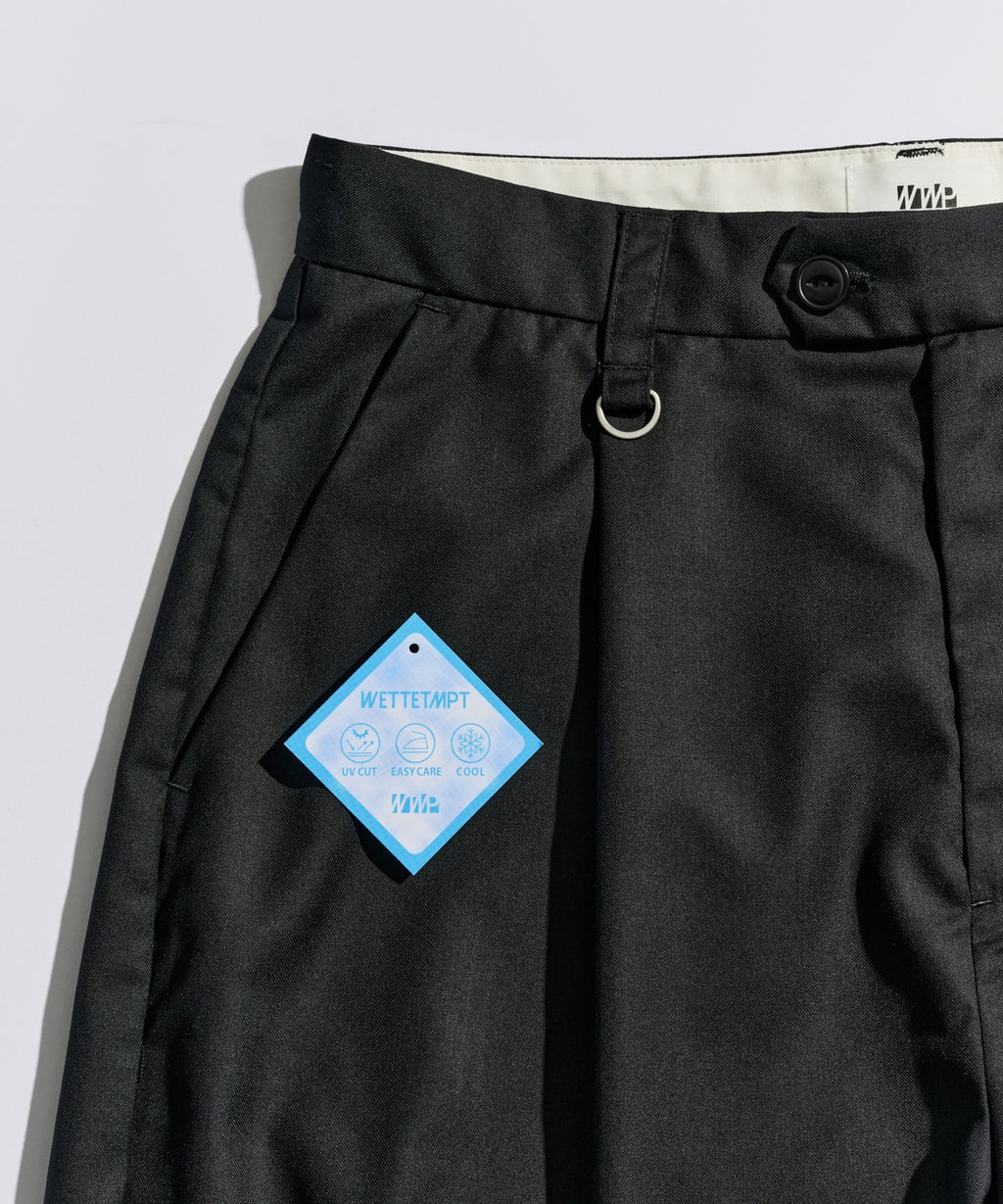 WETTEMPT
FUNCTIONAL 1 TUCK HALF SLACKS