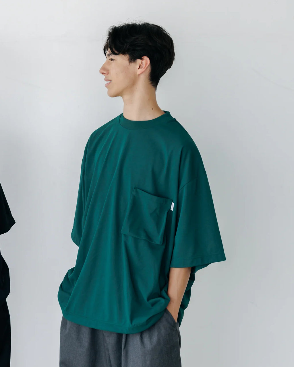 CLESSTE
3D POCKET MASSIVE T-SHIRT WITH DRAWSTRINGS