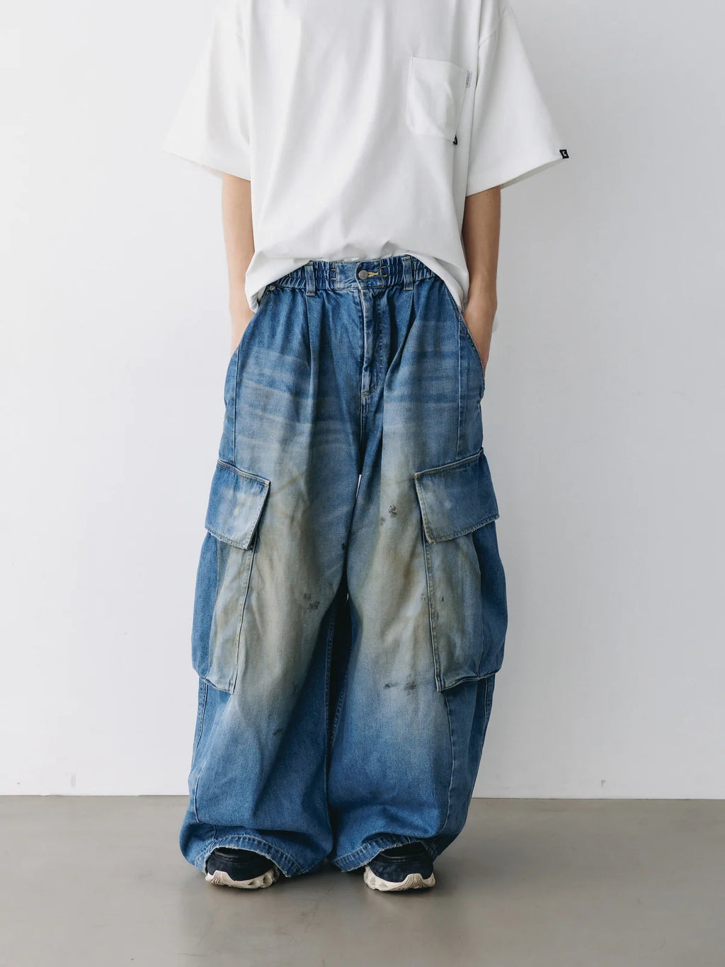 CLESSTE
VINTAGE DYED SELVEDGE DENIM CITY MEGA POCKET BALLOON CARGO PANTS
