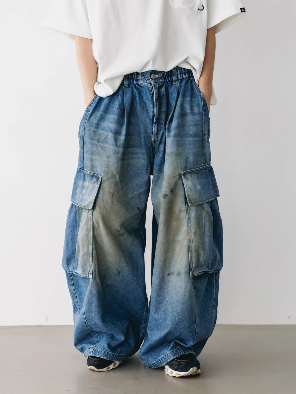 CLESSTE
VINTAGE DYED SELVEDGE DENIM CITY MEGA POCKET BALLOON CARGO PANTS