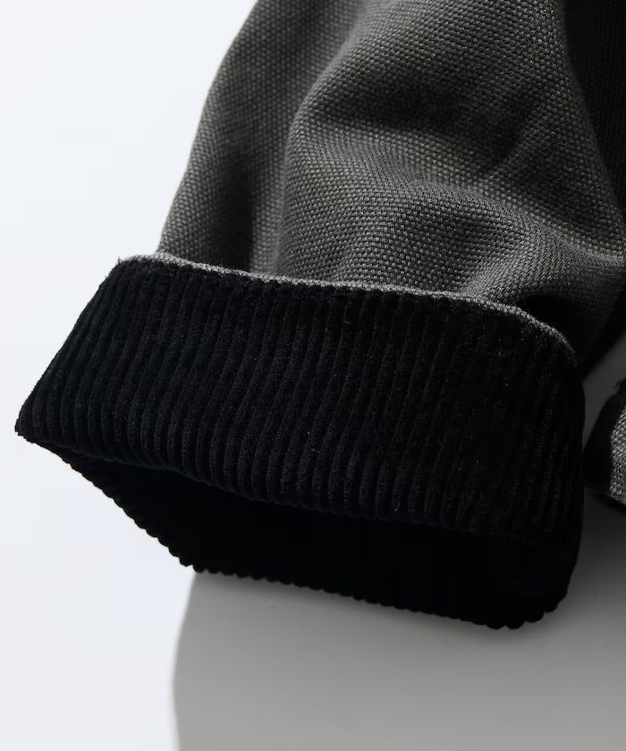 FREAK‘S STORE
Oversized Corduroy Duck Blouson (Limited products)